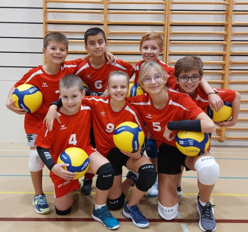 Chênex Sports Volleyball U13 2022-2023
Ethan, Deon, Timeo, Arthur
Mattéo, Luisa, Juliette